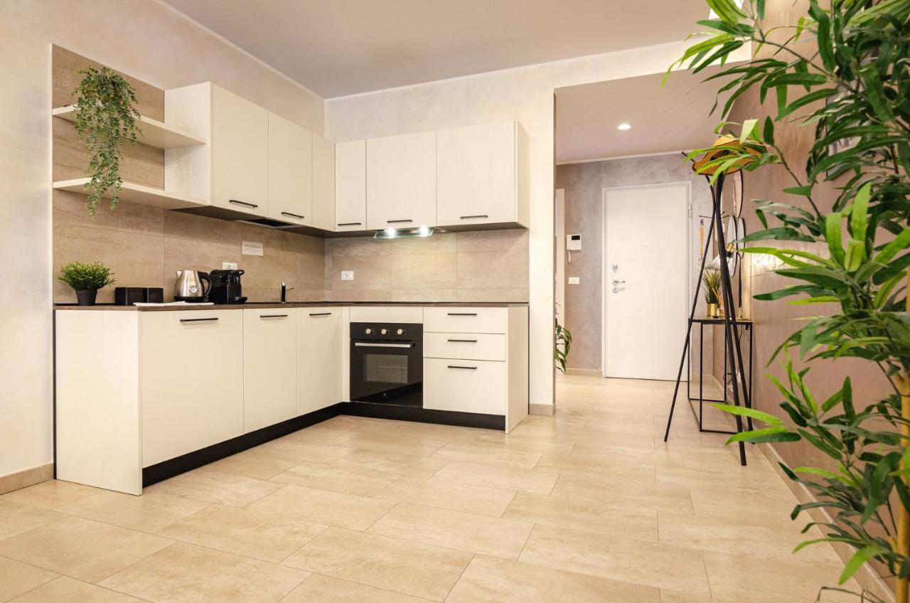 Goito Luxury Apartment, In The Historical Center Bologna Luaran gambar