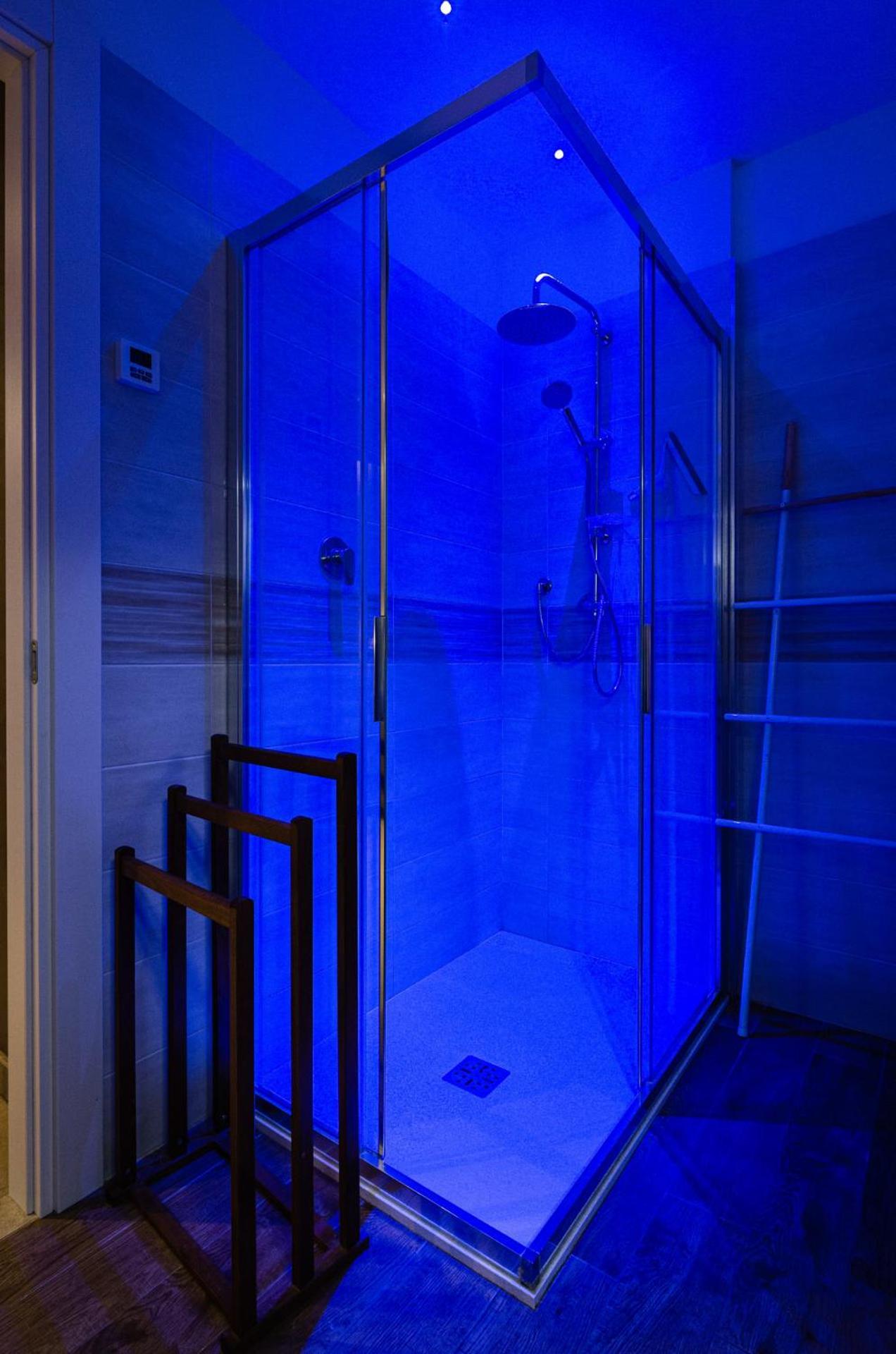 Goito Luxury Apartment, In The Historical Center Bologna Luaran gambar