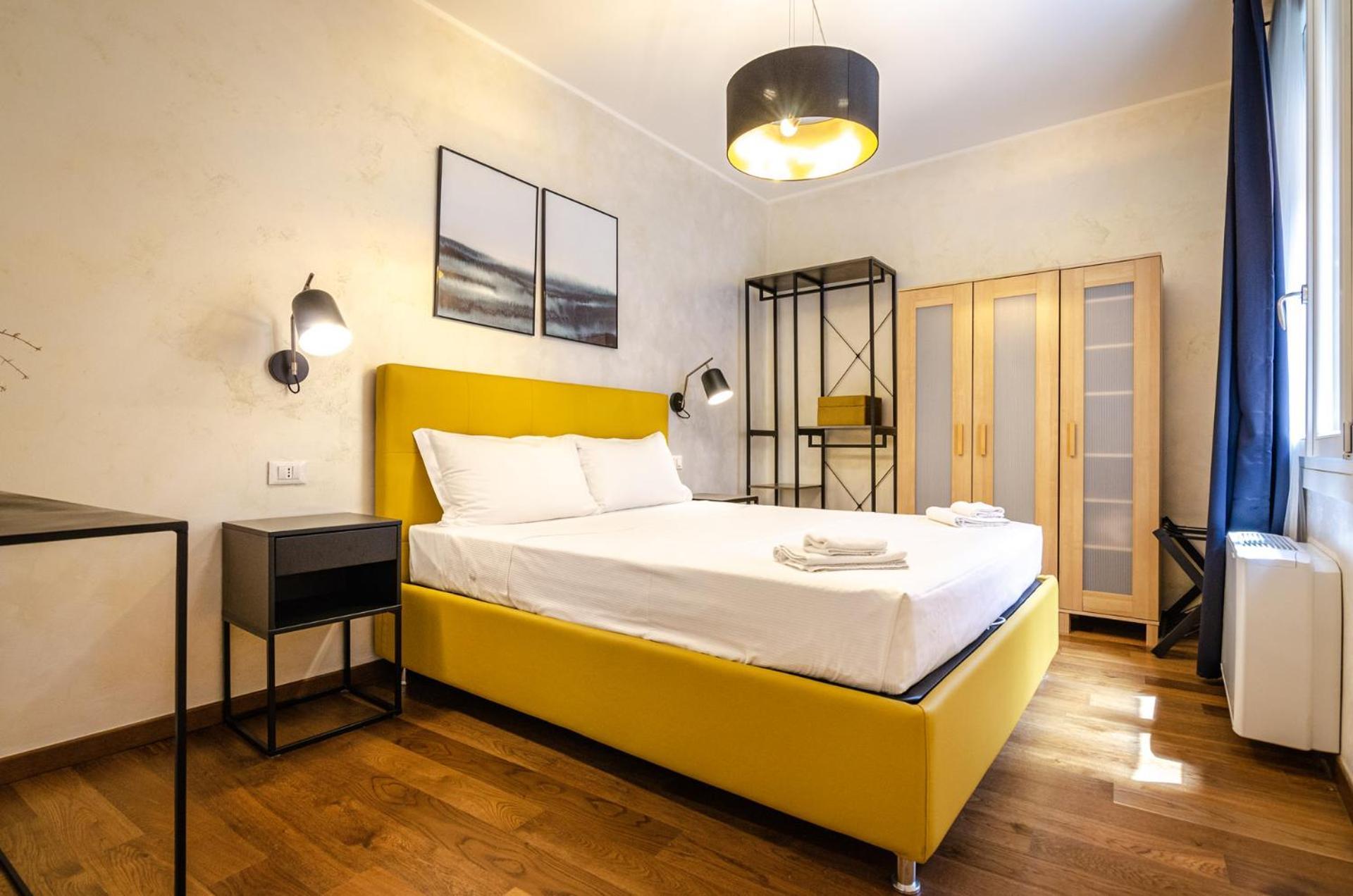 Goito Luxury Apartment, In The Historical Center Bologna Luaran gambar
