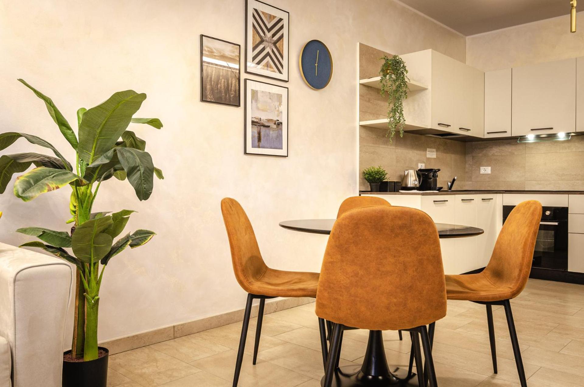 Goito Luxury Apartment, In The Historical Center Bologna Luaran gambar